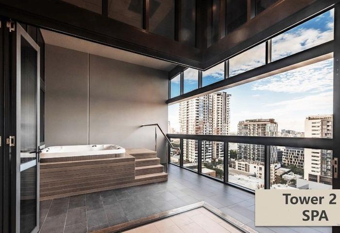 Living in brisbane river stunning view, DUAL income opportunity