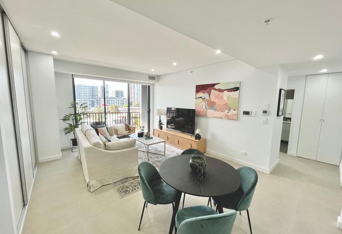 NEW TO MARKET: Large New One Bedroom Apartment