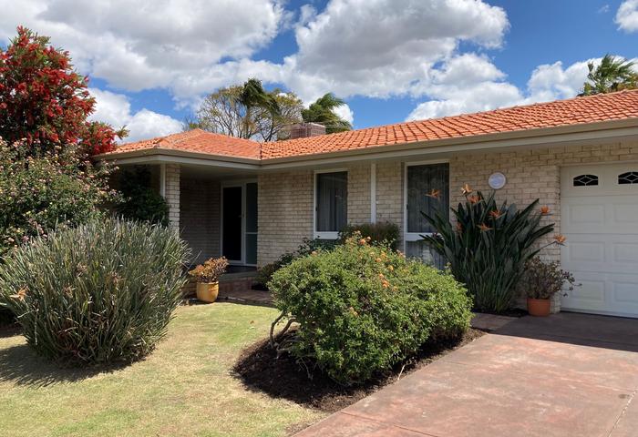 FAMILY HOME IN QUIET LOCATION