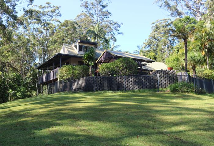 Private rural retreat by the coast