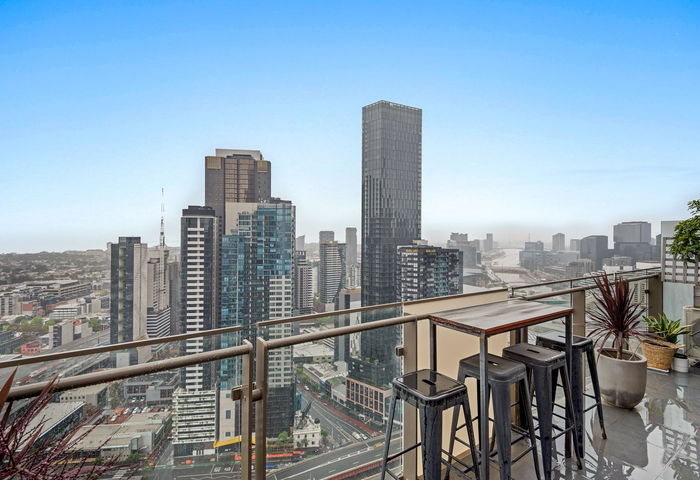 Sub-penthouse luxury with sweeping bay and river views