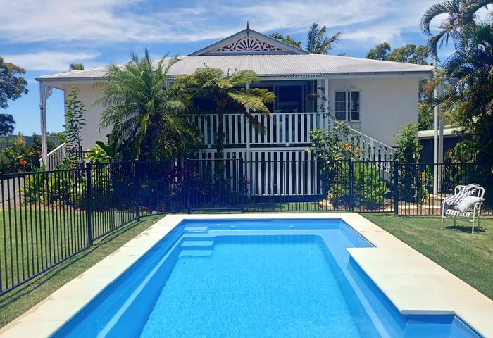 Great House, Great Location, Great Neighbours