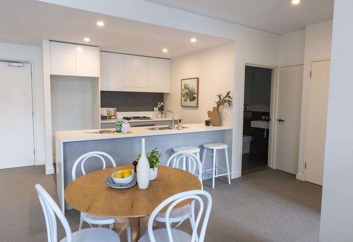 Bright and spacious apartment, close to everything!