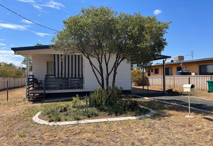 PERFECT FIRST HOME OR INVESTMENT-BUILT IN 2004!