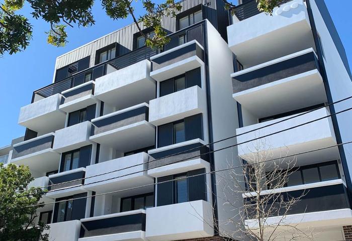 Designer apartment in near new boutique complex