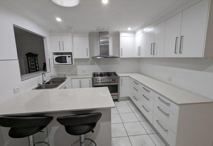 Rare dual living on massive 1531m block
