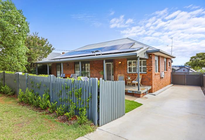 Country charm in North Tamworth 