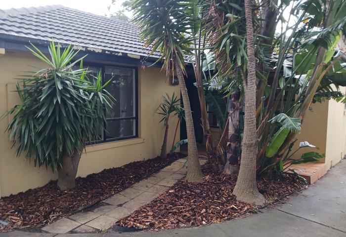Renovated 3 bedroom home within the Frankston High School Zone close to the beach, parks and shopping.