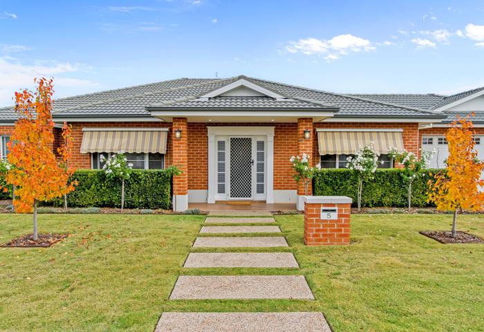 Stunning family home in popular neighbourhood
