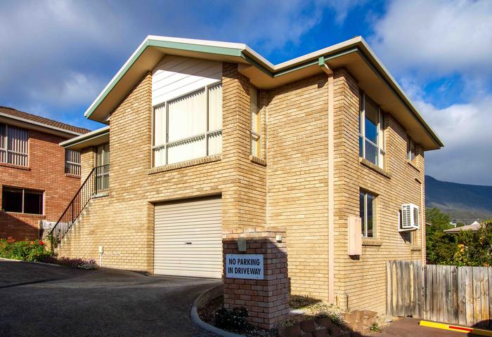 Bright and Sunny Family Home