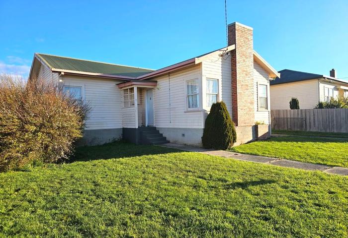 Affordable 3 bedroom Gem in the Heart of Devonport 