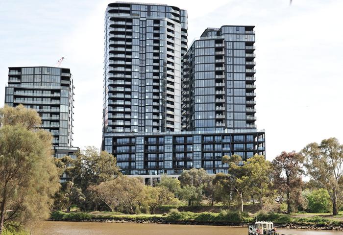 Footscray Gem: Luxurious 2-Bed, 2-Bath Apartment with Special Unique Features