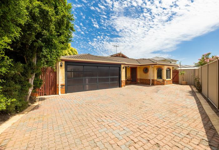FOUR BED, TWO BATH, ROSSMOYNE HIGH SCHOOL ZONE CLOSE TO EVERYTHING