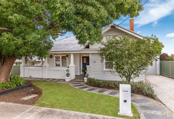 A blend of timeless elegance, and luxurious family lifestyle.