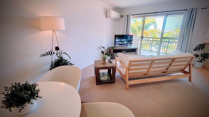 Mermaid Beach apartment 