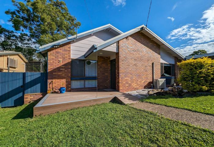 Ideal family home with space for everyone (Amazing location and best primary school) 