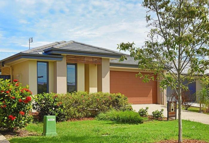 Welcome to 15 Shaw St, Meridan Plains – where modern design meets unbeatable location