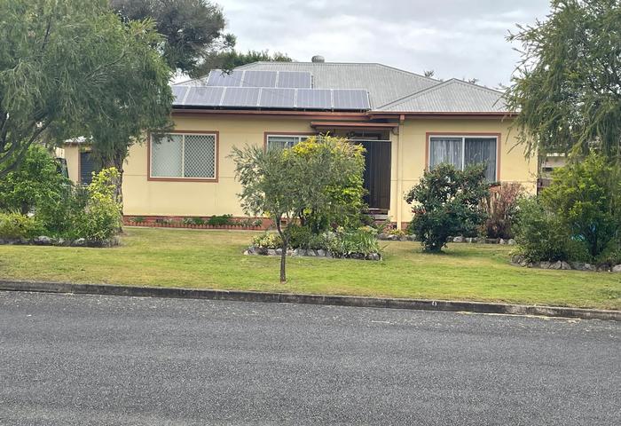 Come and Enjoy: Timeless Charm in Taree: Your Future Home Awaits