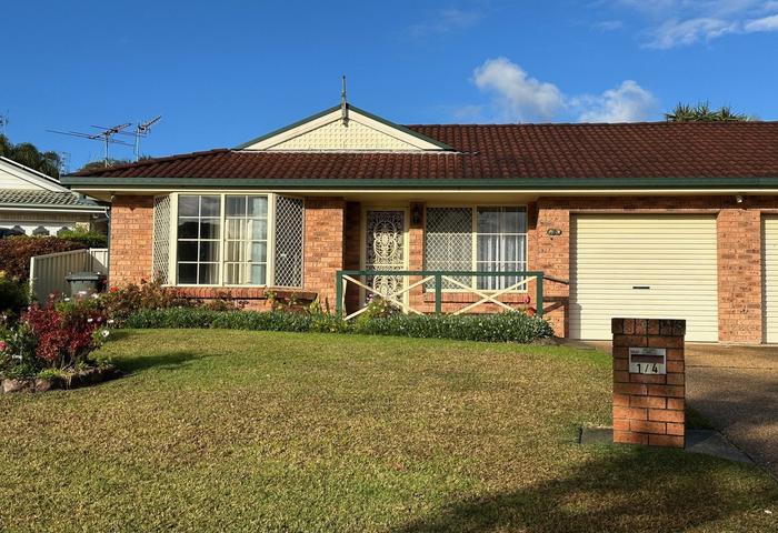 TORRENS TITLE DUPLEX - NO STRATA FEES!