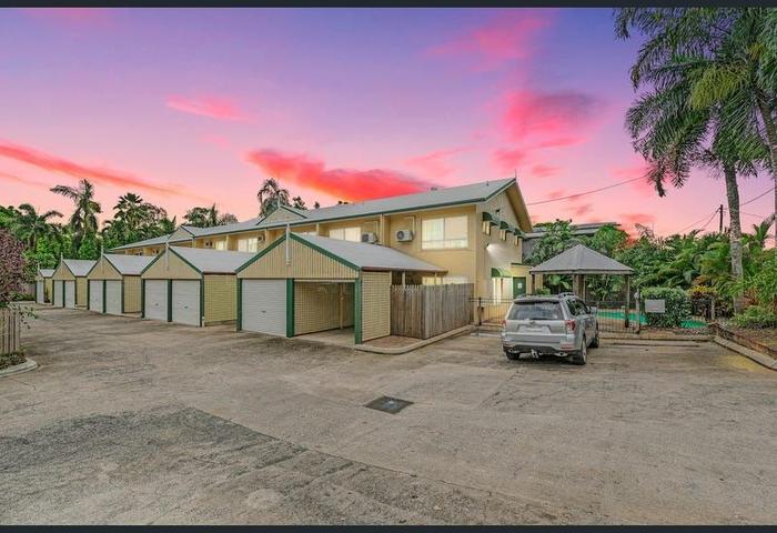 Townhouse in Redlynch
