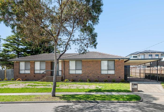 Charming, Fully Renovated Family Home in Prime Frankston Location