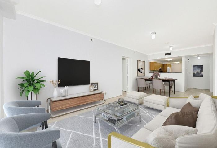 Large, light and lovely apartment at the Aston -  Martin Place