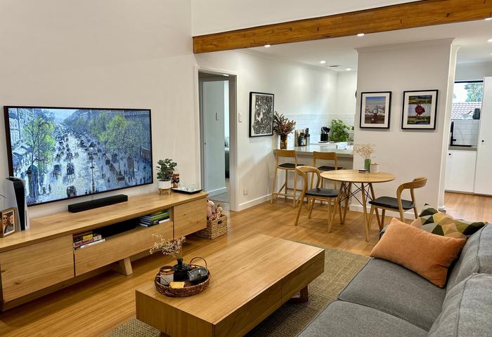 Welcome to nature and city living in charming Leederville!