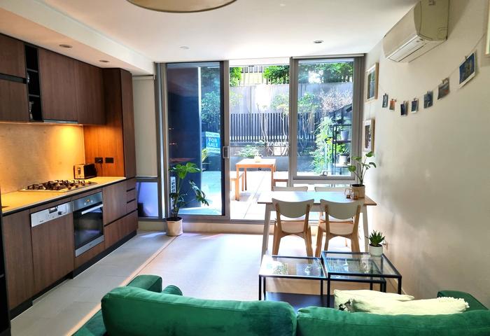 Lovely, Light, Large Apartment