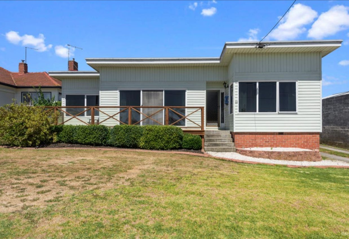 TOP OFFER closing Monday 24 February 2025 3pm