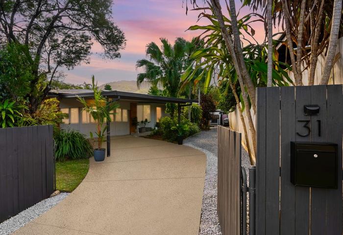 Spacious Four Bedroom Retreat Close to the City - Your Dream Home Awaits!