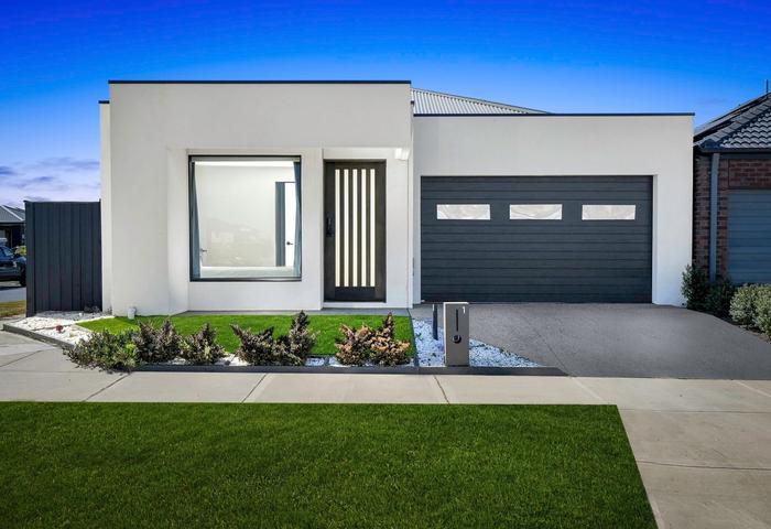 PARK FACING House for sale in Tarneit - Marigold Estate