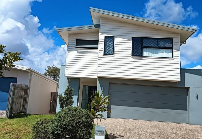 Beautiful double story home at 100 ms reach to shops.