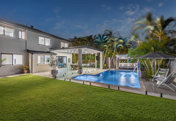 Resort-Style Family Home in Mansfield School Catchment