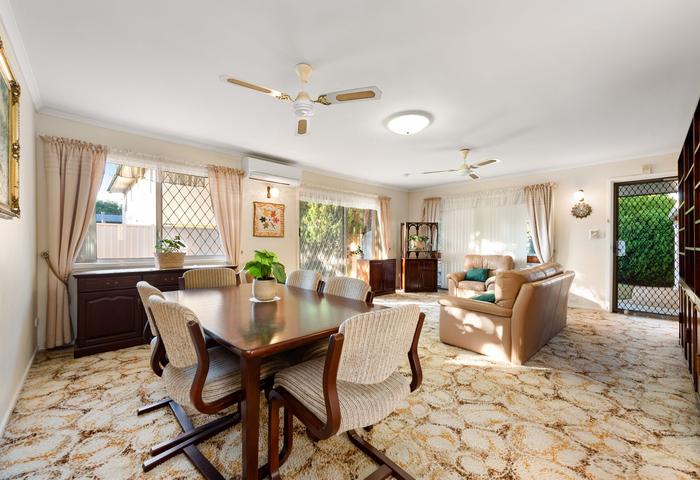 Quiet neighborhood, walk to everything, dual living options, NextGen Precinct.