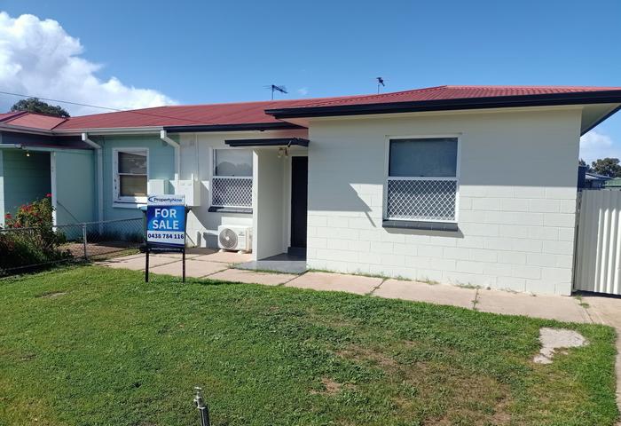 For sale 3 bedroom house 54 Yongala st Taperoo