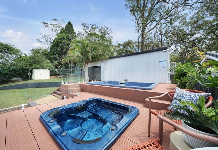 Dual Living Family Home Set on Picturesque Escarpment Views