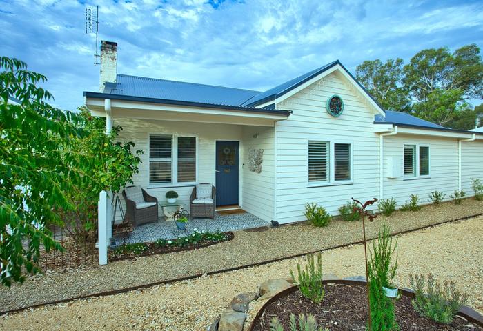 Stunning and Stylish Family Home in Newstead, Central Victoria.