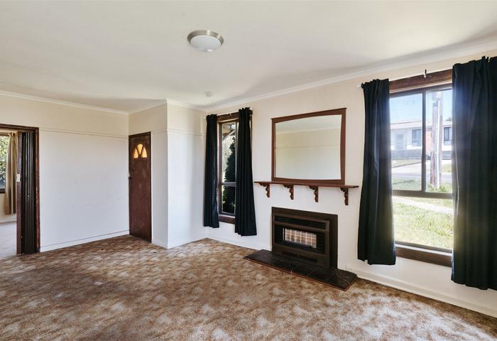 CORNER BLOCK WITH 623 SQM LAND !!!