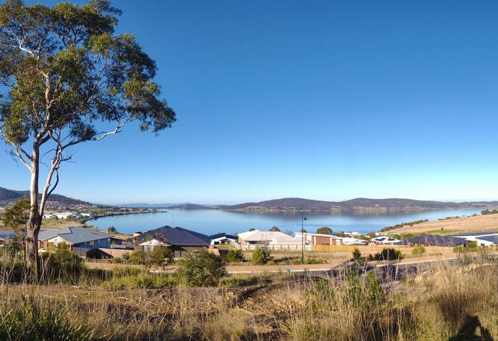 2227m2 VACANT LAND WITH STUNNING VIEWS