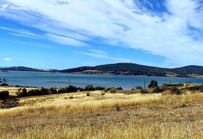 HUGE BLOCK OF 815M2 WITH WATER VIEWS - OFF THE PLAN SALE