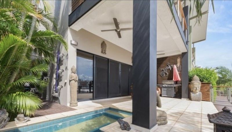 A slice of Paradise with your own boat mooring at back door