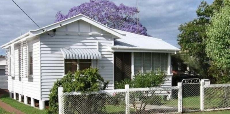 1925 Classic Gable House