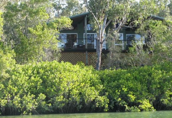 Riverfront Residential House on 20 Acres