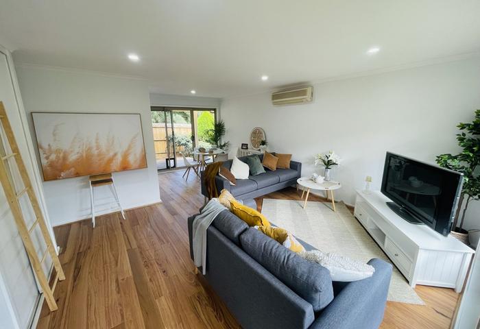 Modern Stand Alone 1 Bedroom Unit - Retirement Living!
